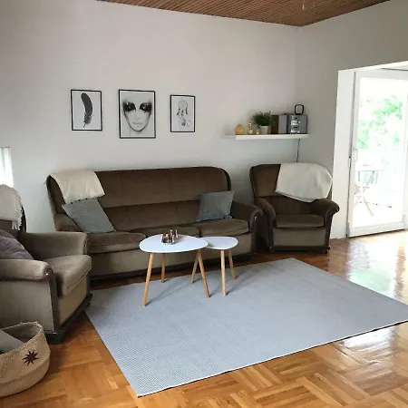 Holiday home Lagenhet I Med Pool